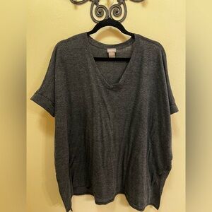 Chico's Charcoal V-Neck Short Sleeve Top